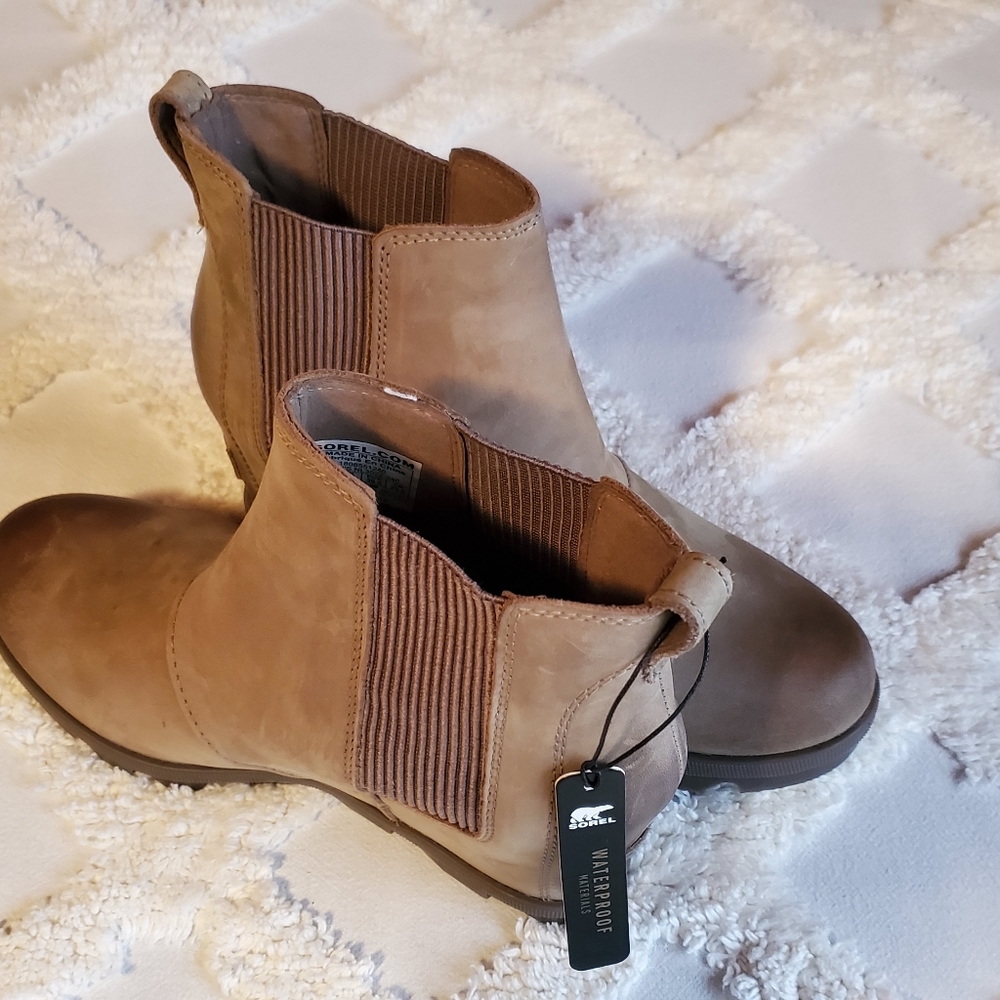 Sorel Joan of Arctic Wedge Boots | Womens size 8½